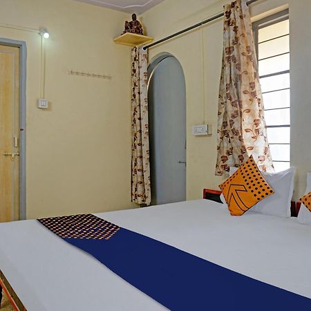 Spot On Hotel Prakash Residency, Near Hanuman Gym Ajmera Colony, Pimpri Esterno foto