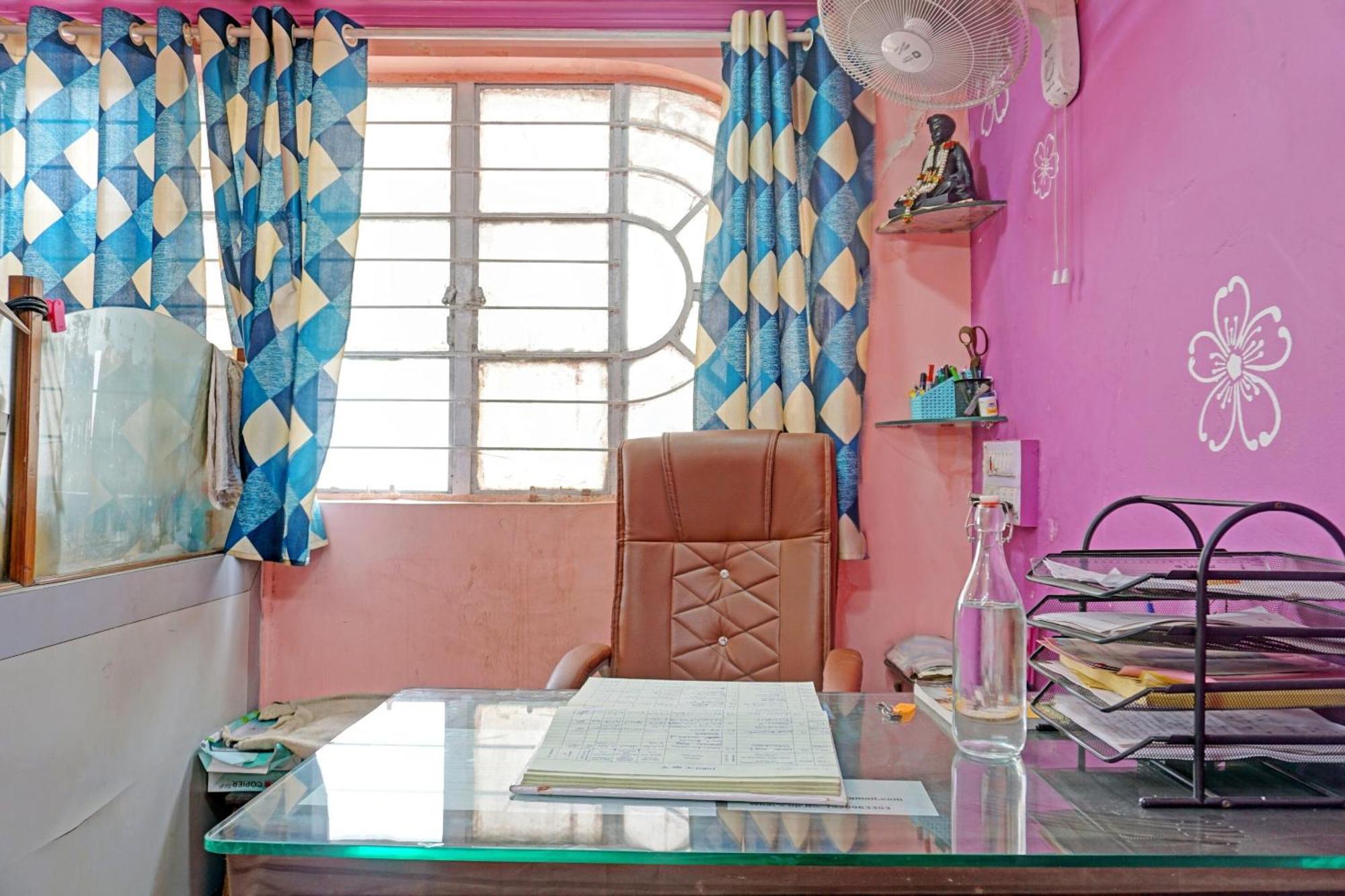 Spot On Hotel Prakash Residency, Near Hanuman Gym Ajmera Colony, Pimpri Esterno foto