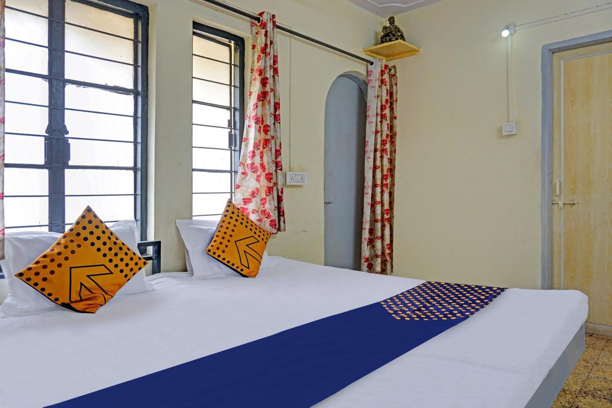 Spot On Hotel Prakash Residency, Near Hanuman Gym Ajmera Colony, Pimpri Esterno foto